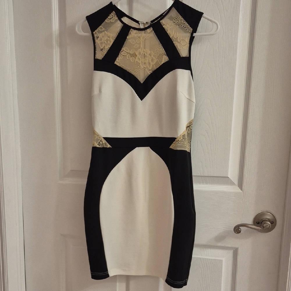 Elegant Black and Cream Lace Dress